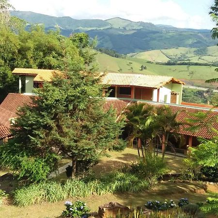 Pousada Campestre Sitio Da Lua Камандукая Екстериор снимка