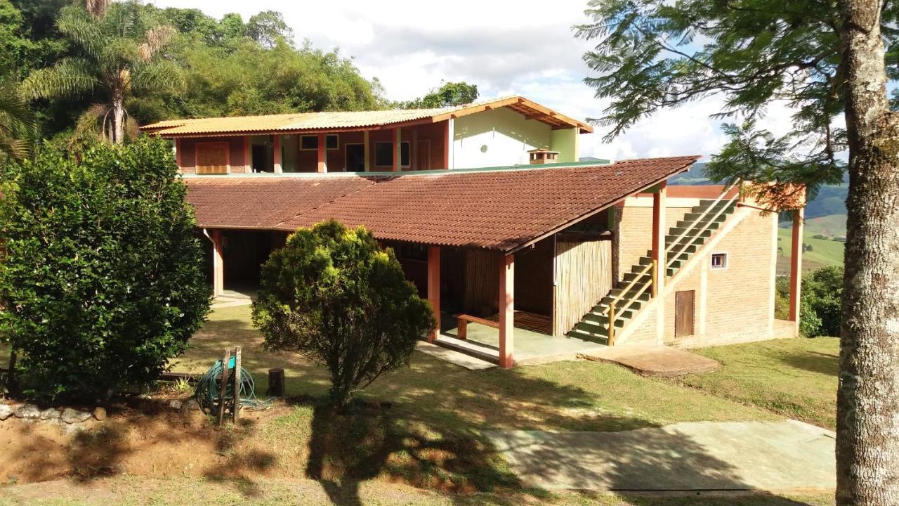 Pousada Campestre Sitio Da Lua Камандукая Екстериор снимка
