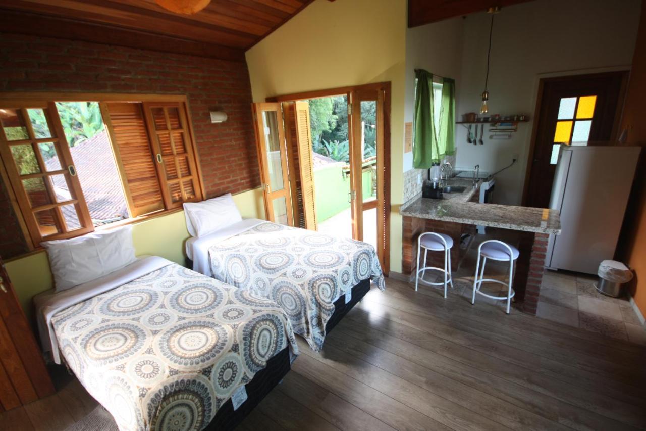 Pousada Campestre Sitio Da Lua Камандукая Екстериор снимка