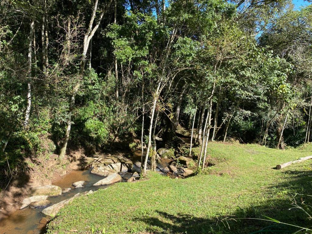 Pousada Campestre Sitio Da Lua Камандукая Екстериор снимка